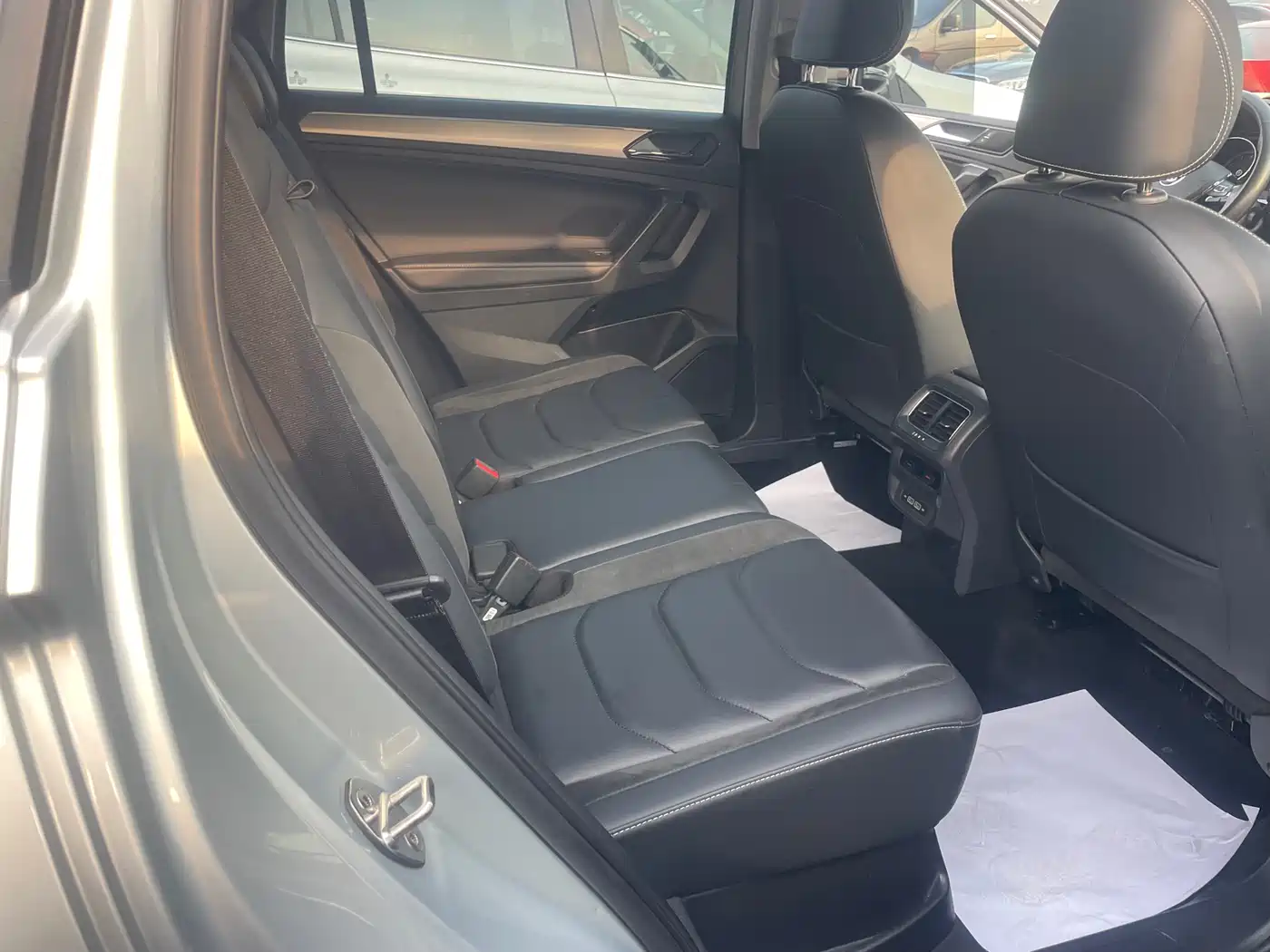 Volkswagen Tiguan L 2019 330TSI Automatic 2WD Smart Luxury Edition China VI фото 16