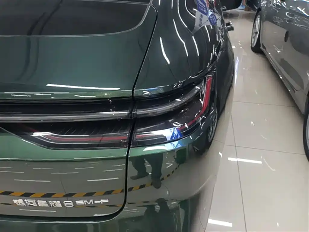 Geely Galaxy Galaxy Xingyao 8 2025 130km EM-P Starship Edition фото 8
