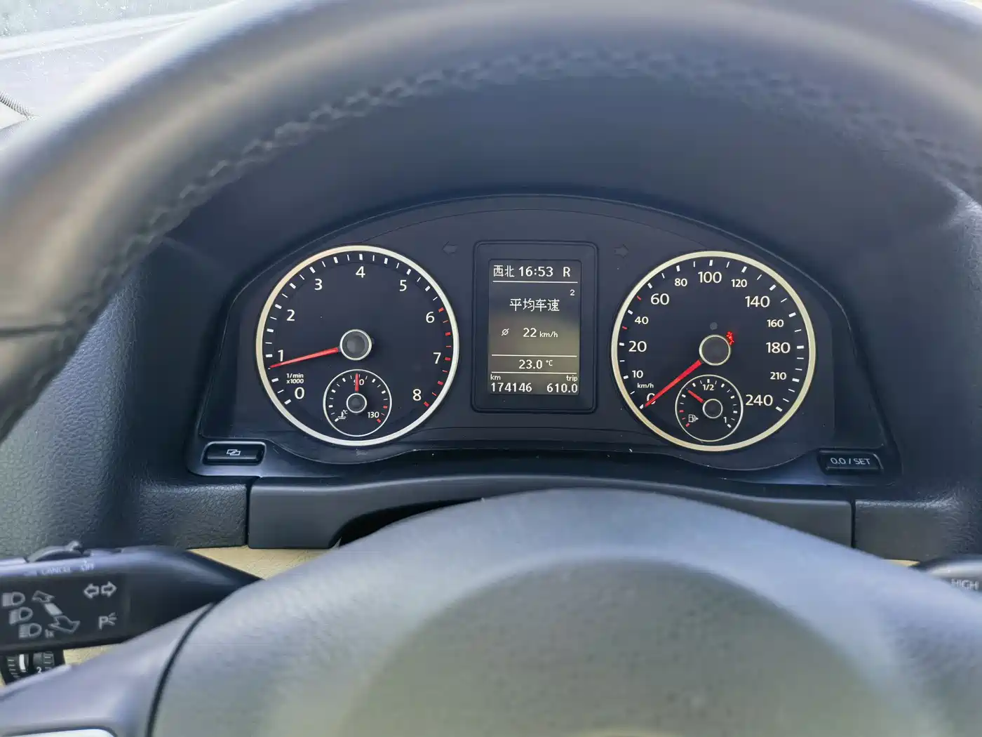 Volkswagen Tiguan 2012 2.0TSI Automatic 4WD Elite Edition фото 14