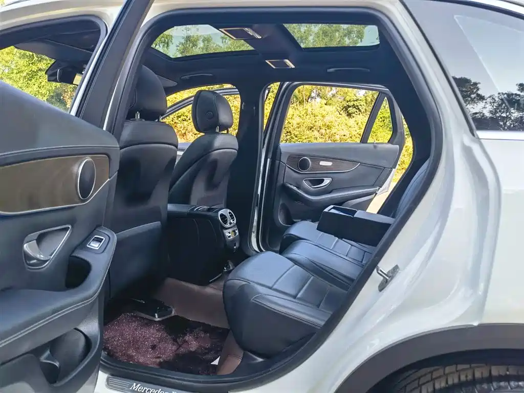 Mercedes-Benz GLC 2021 GLC 260 L 4MATIC Luxury фото 10