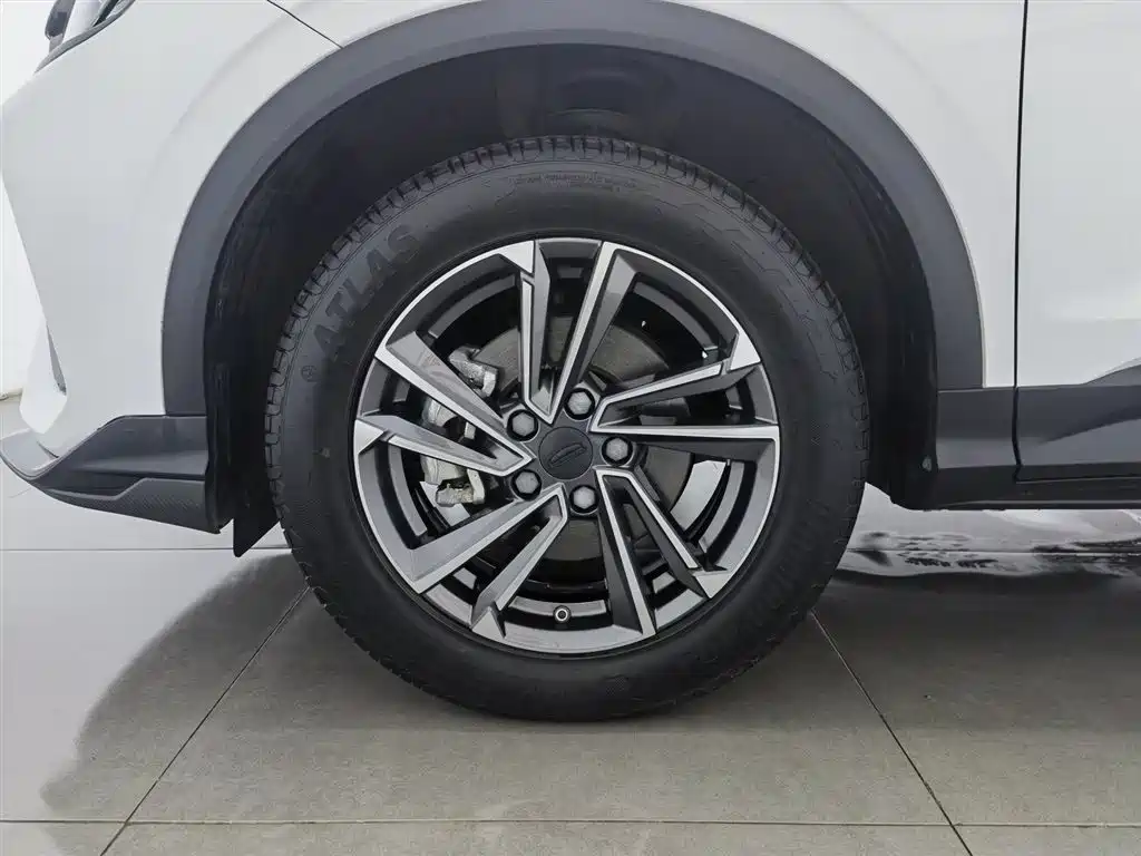 GEELY AUTOMOBILE BINYUE