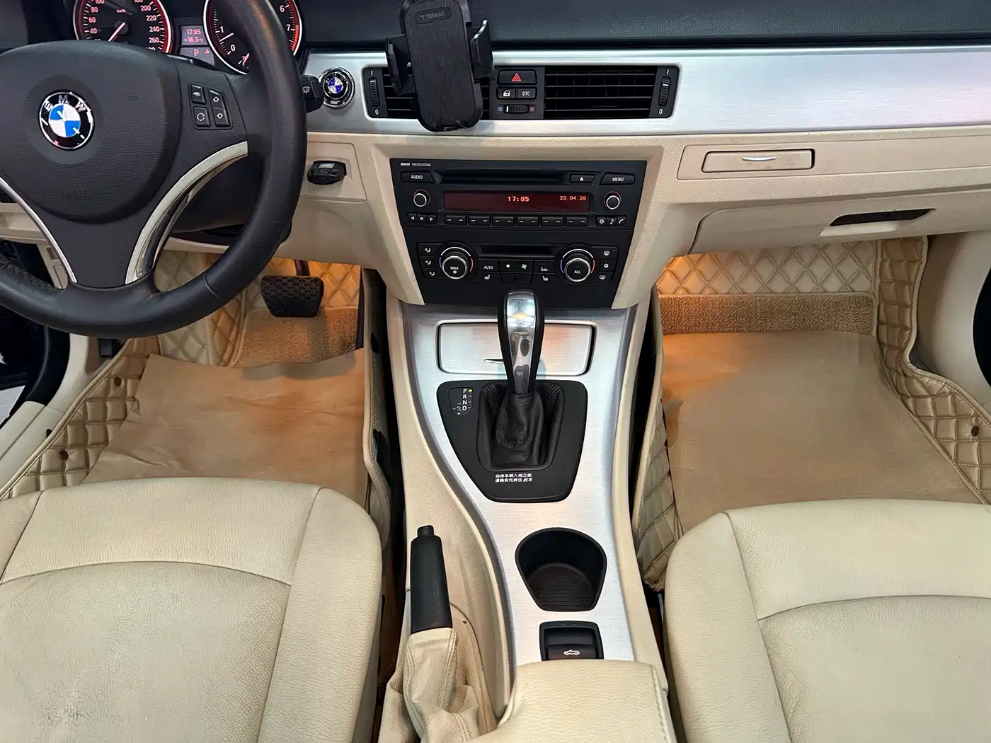 BMW 3 Series (Import) 2011 325i Convertible Coupe фото 13