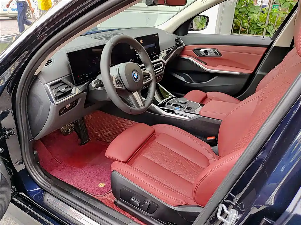 BMW i3 2024 eDrive 35 L фото 7