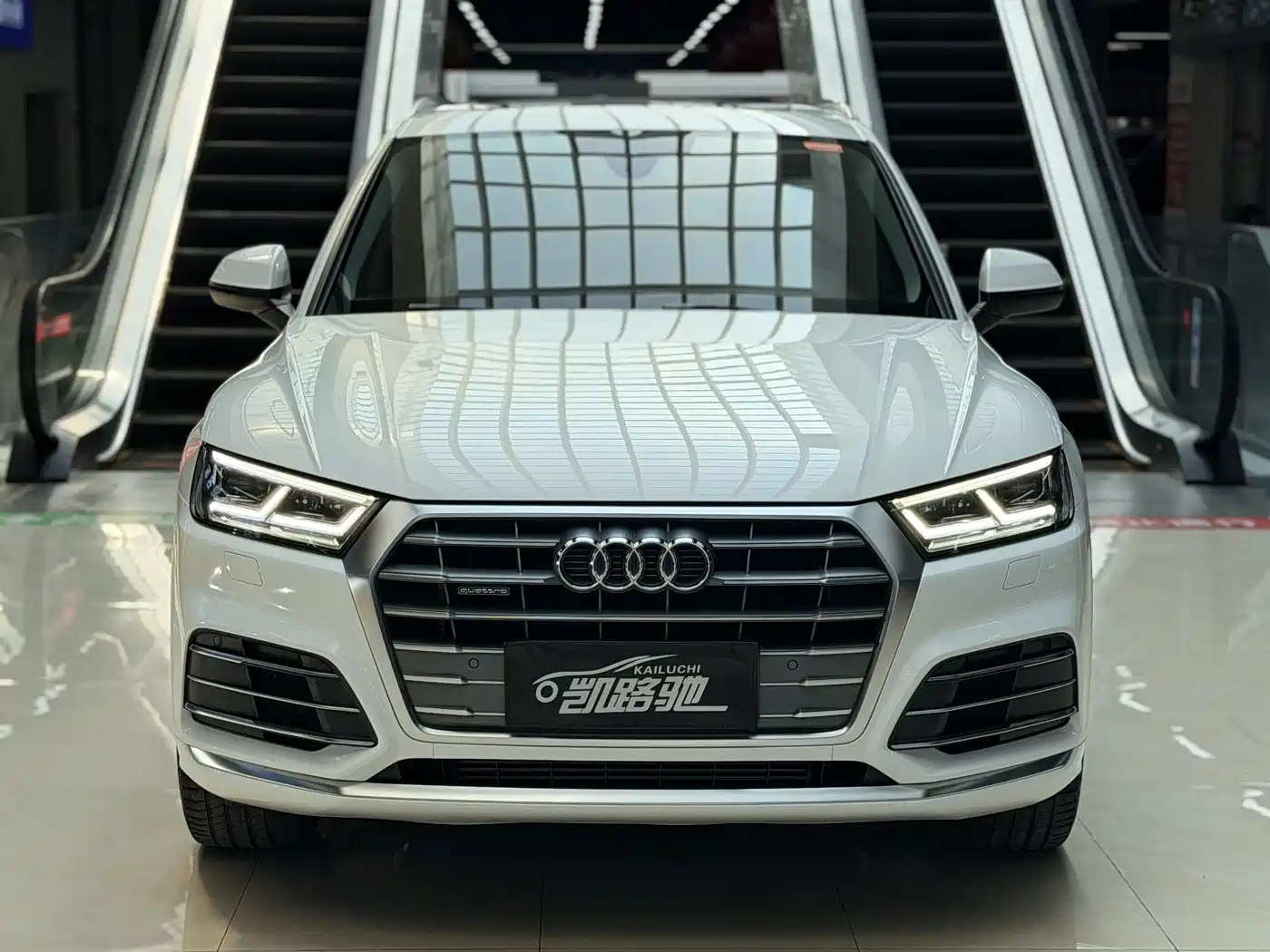 Audi Q5L 2020 40 TFSI Prestige Fashion фото 2