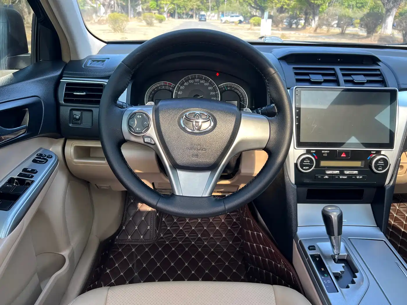 Toyota Camry 2012 Junrui 2.0S Dynamic Edition фото 13