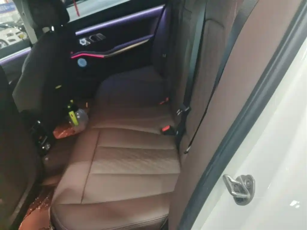 BMW i3 2024 eDrive 35 L фото 17