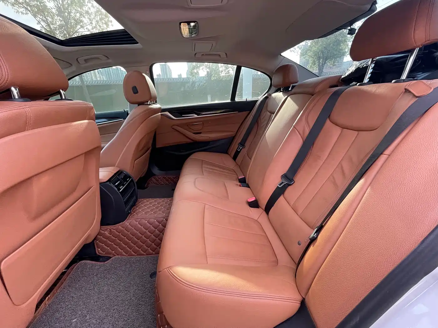 BMW 5 Series 2018 528Li Launch Special Edition фото 8