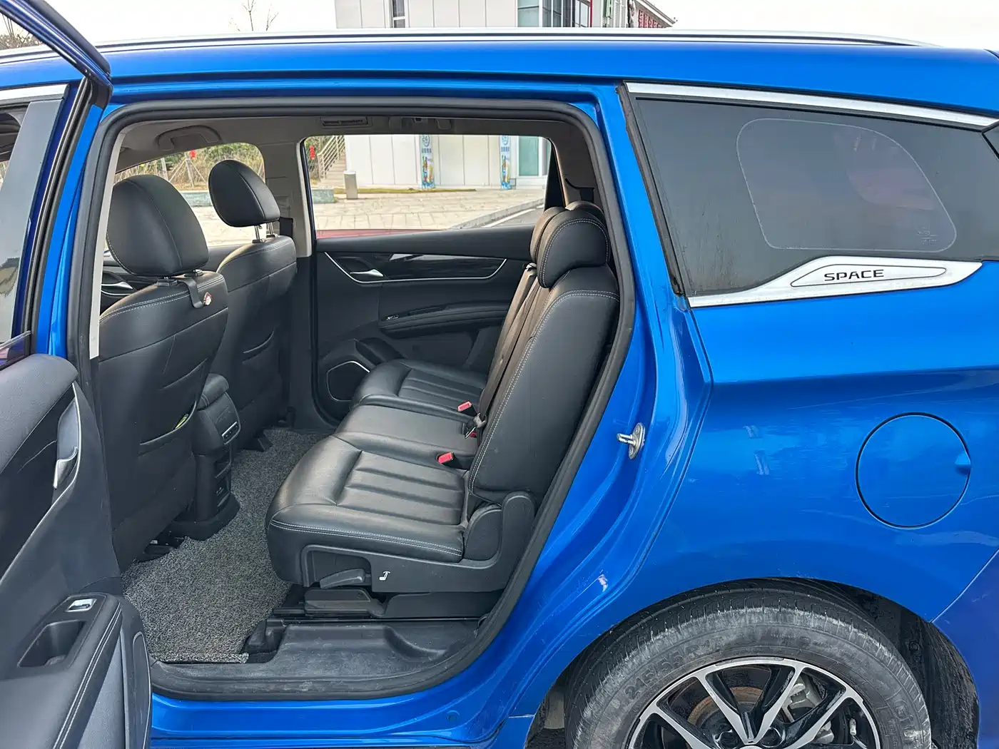 BYD Song MAX 2017 1.5T Auto Smart Connect Premium 7-seater фото 24