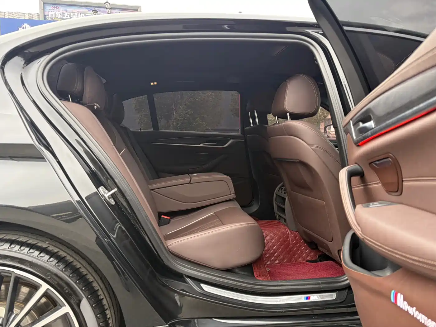 BMW 5 Series 2022 Model Second Facelift 530Li Leading M Sport Package фото 10