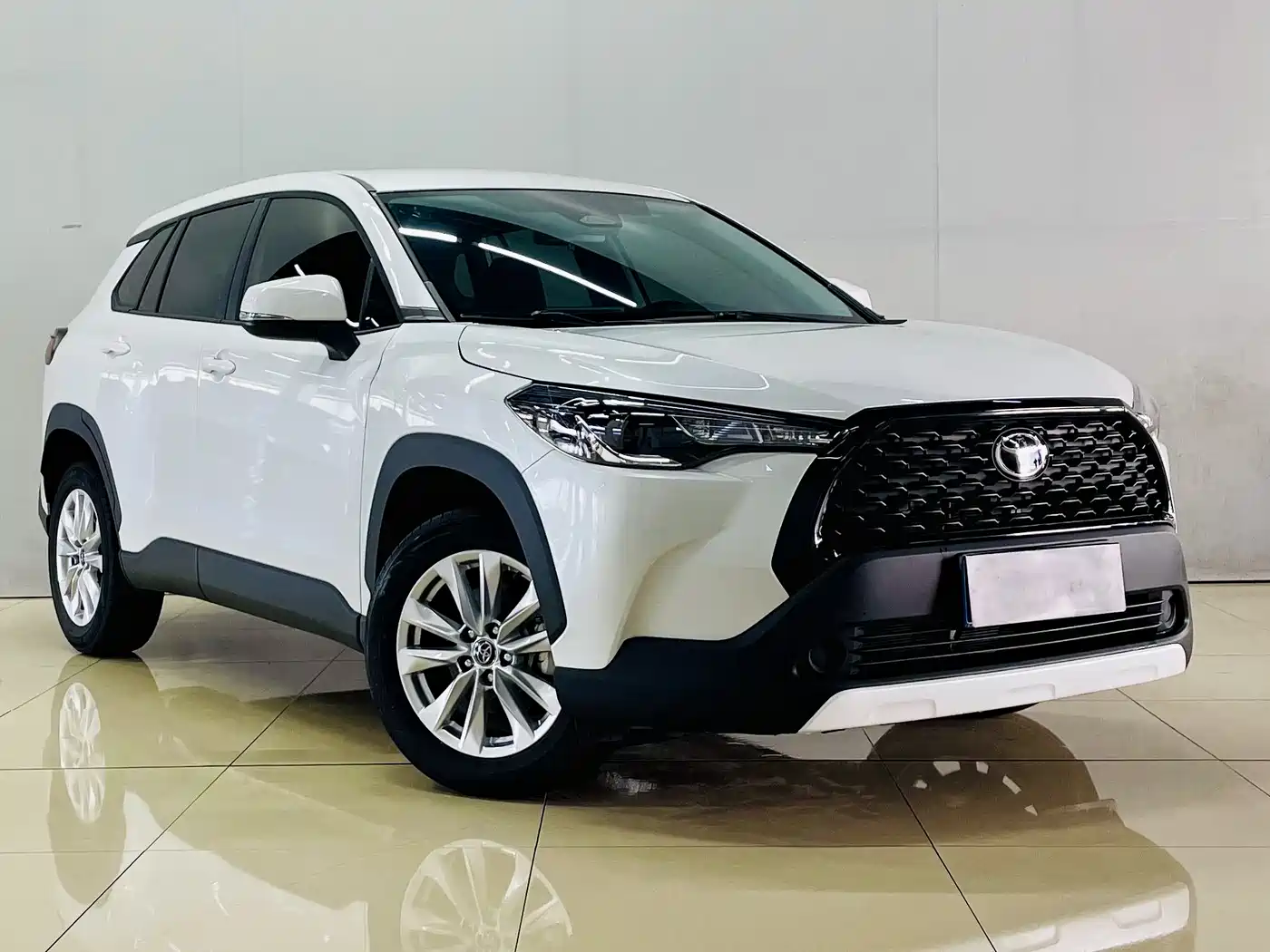 Toyota Corolla Cross 2023 2.0L Elite Edition фото 3