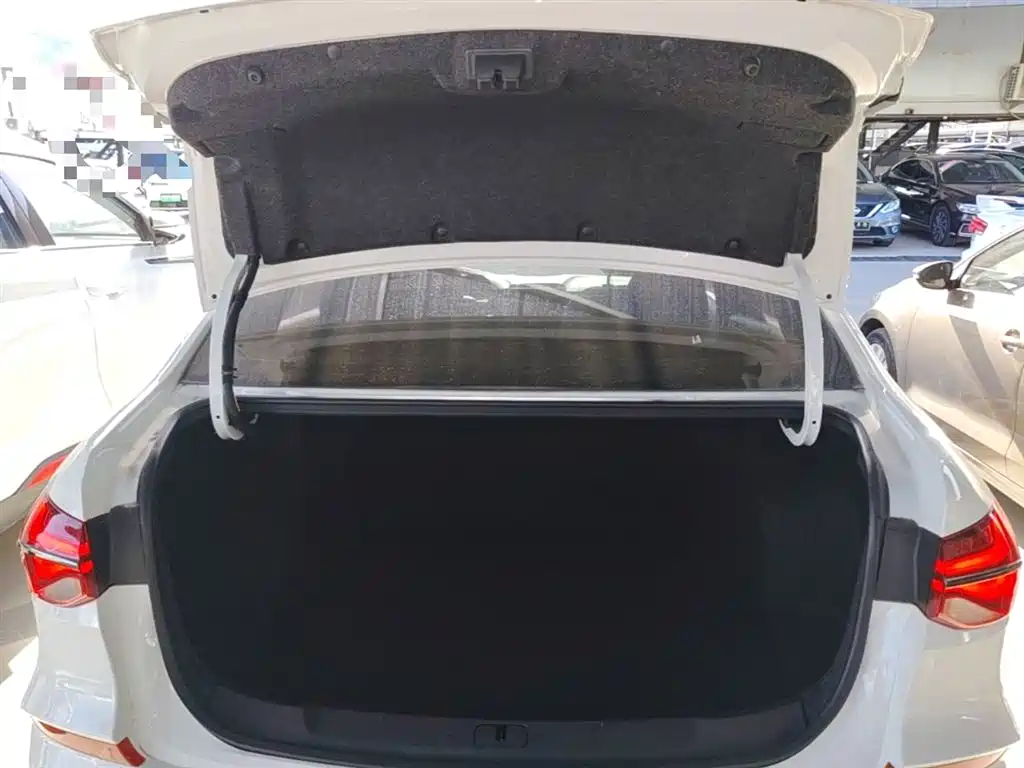Chevrolet Monza 2022 Mild Hybrid RS 330T Automatic Comfort Edition фото 19