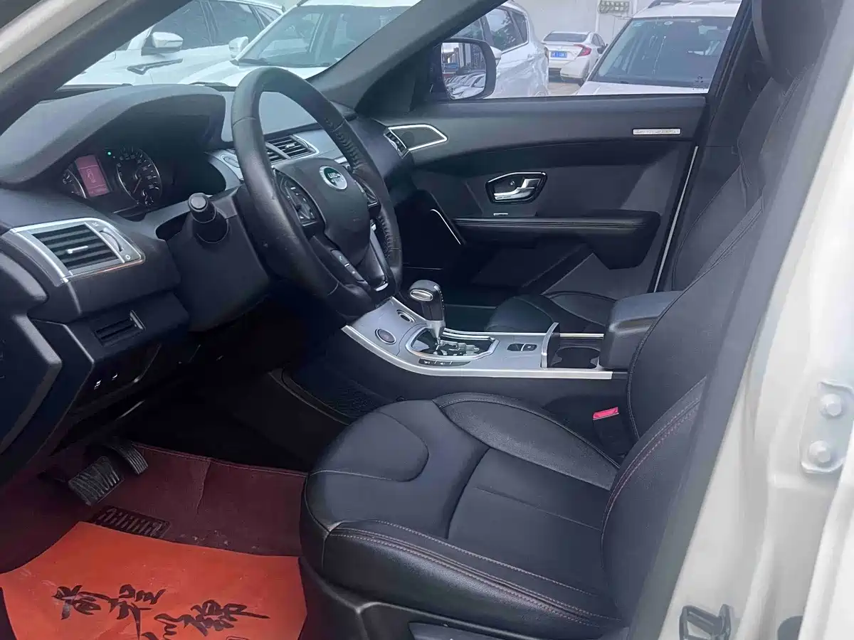 Landwind X7 2016 2015 2.0T Panorama Premium
