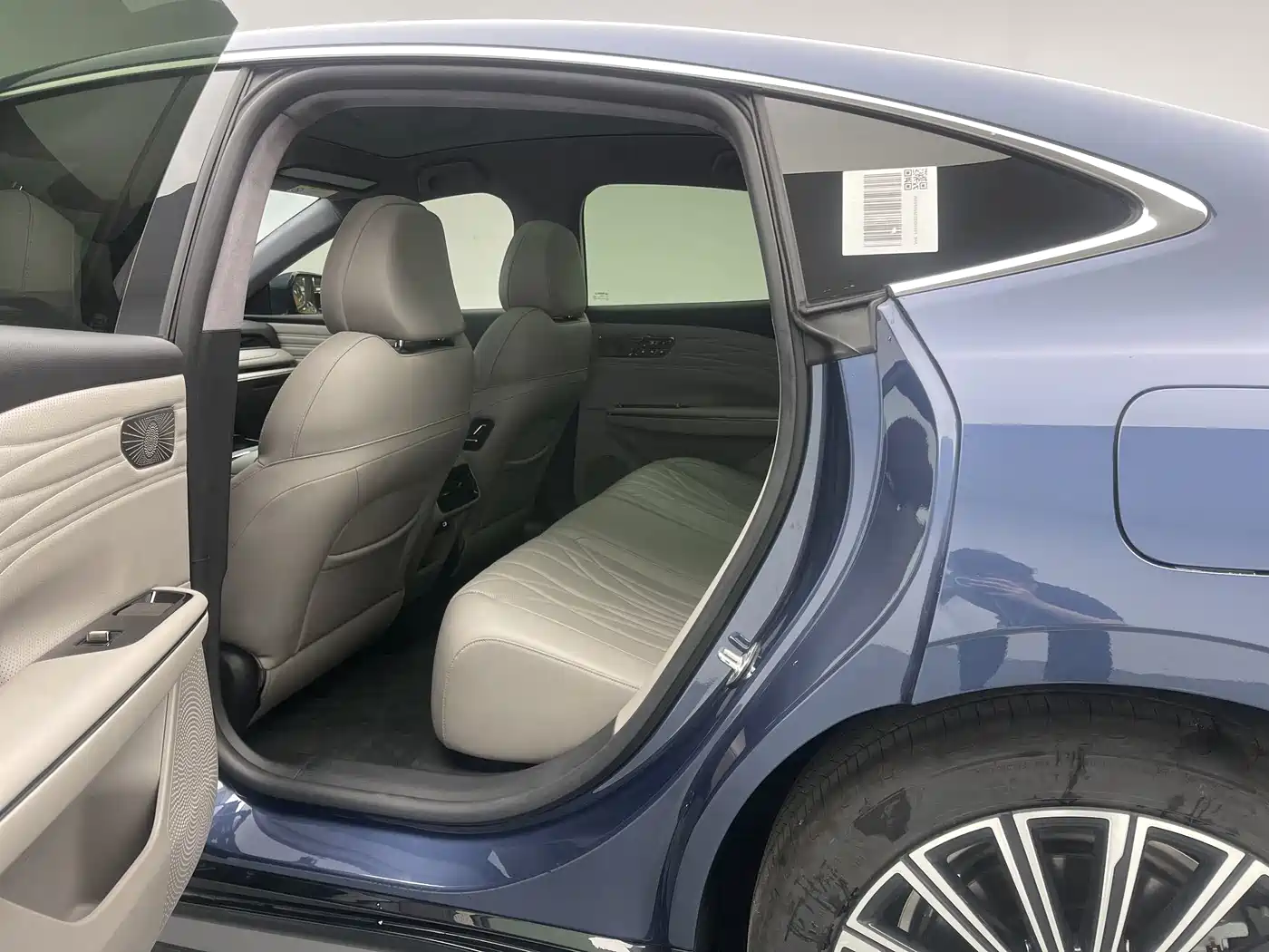 Geely Galaxy Galaxy Xingyao 8 2025 130km EM-P Starship Edition фото 16