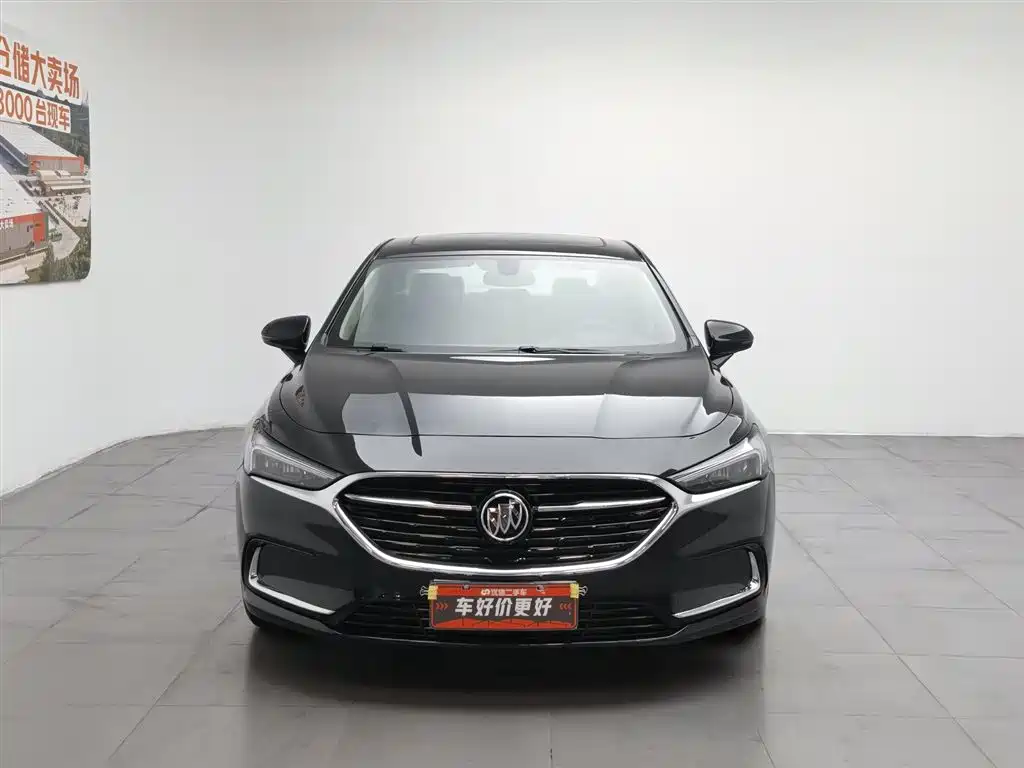 BUICK LACROSSE