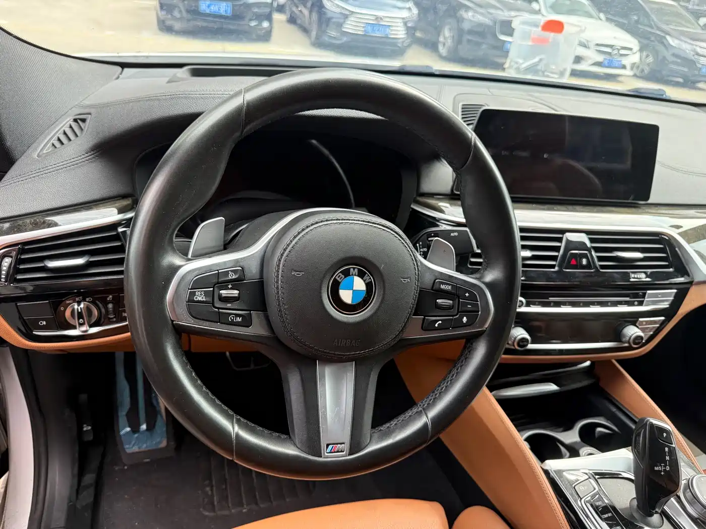 Photo 8 - BMW 6 Series GT