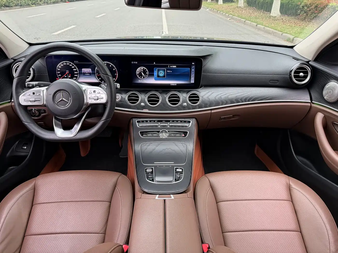 Mercedes-Benz E-Class 2019 E 300 L Sport Luxury фото 12