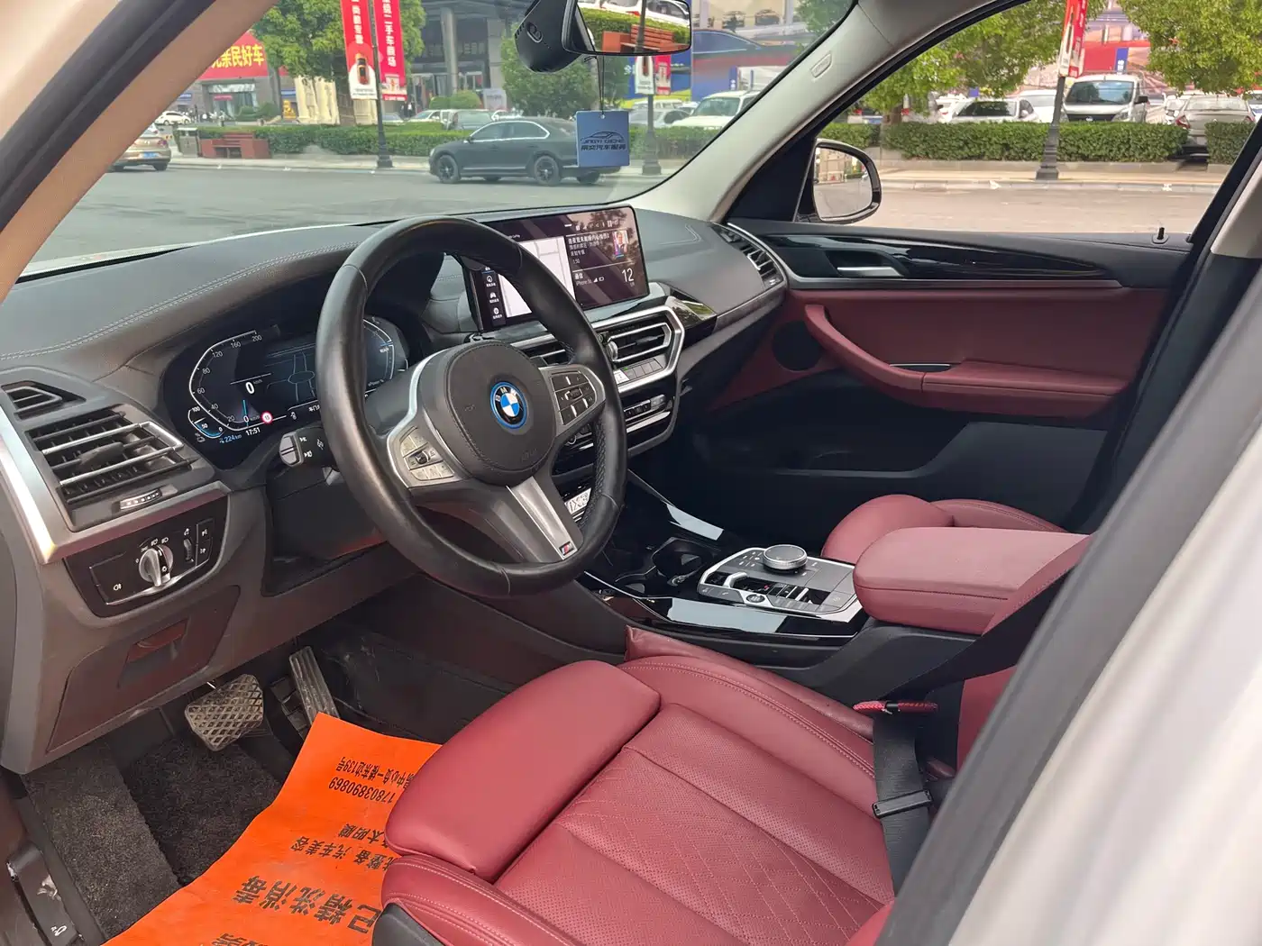 BMW iX3 2023 Leading Type фото 4