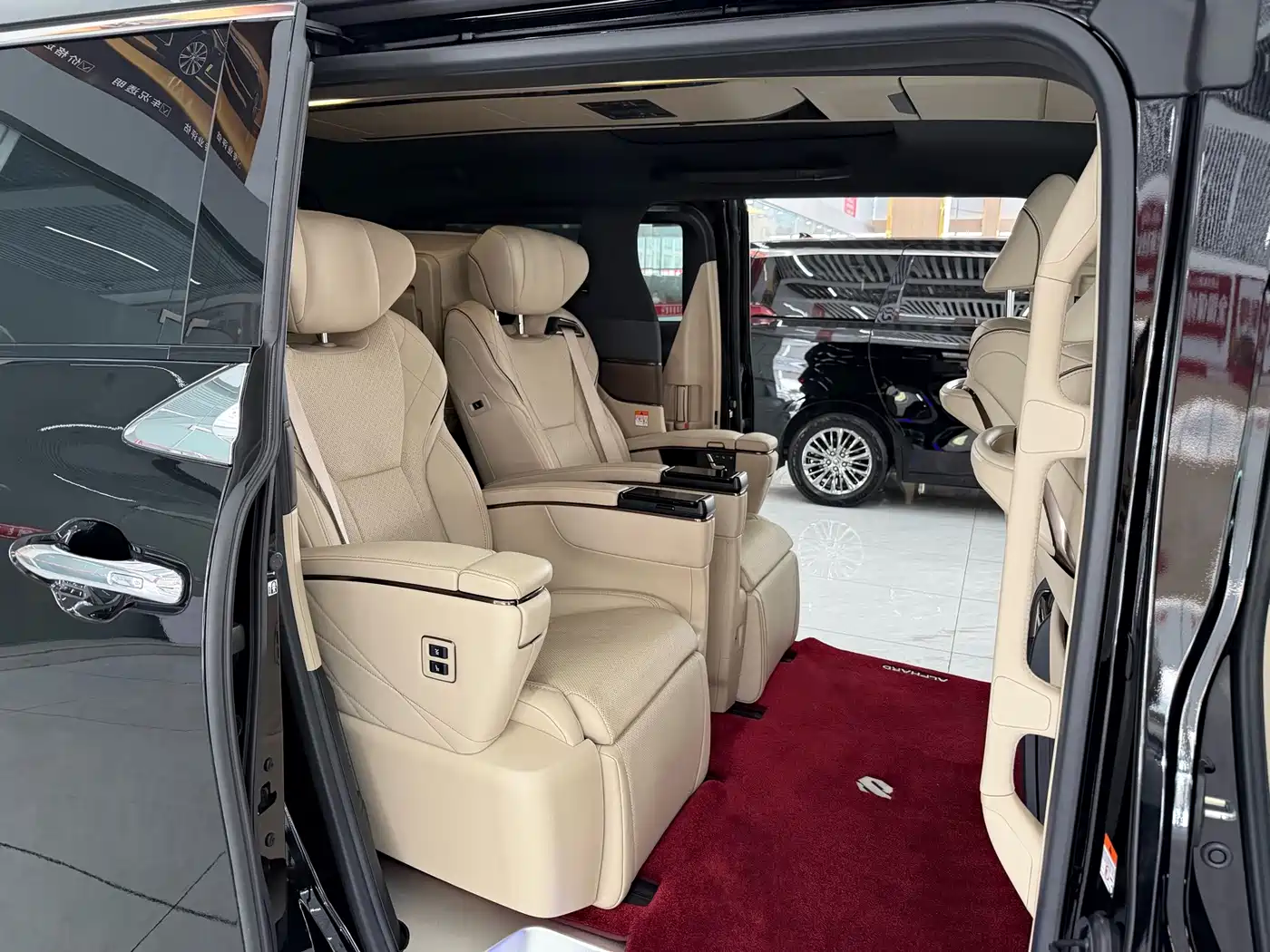Toyota Vellfire 2024 2024 Crown Hybrid 2.5L Premium Edition