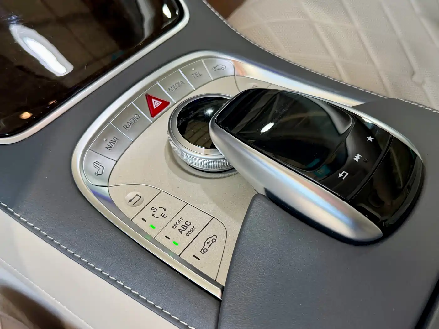 Mercedes-Benz Maybach S-Class 2017 S 600 фото 13