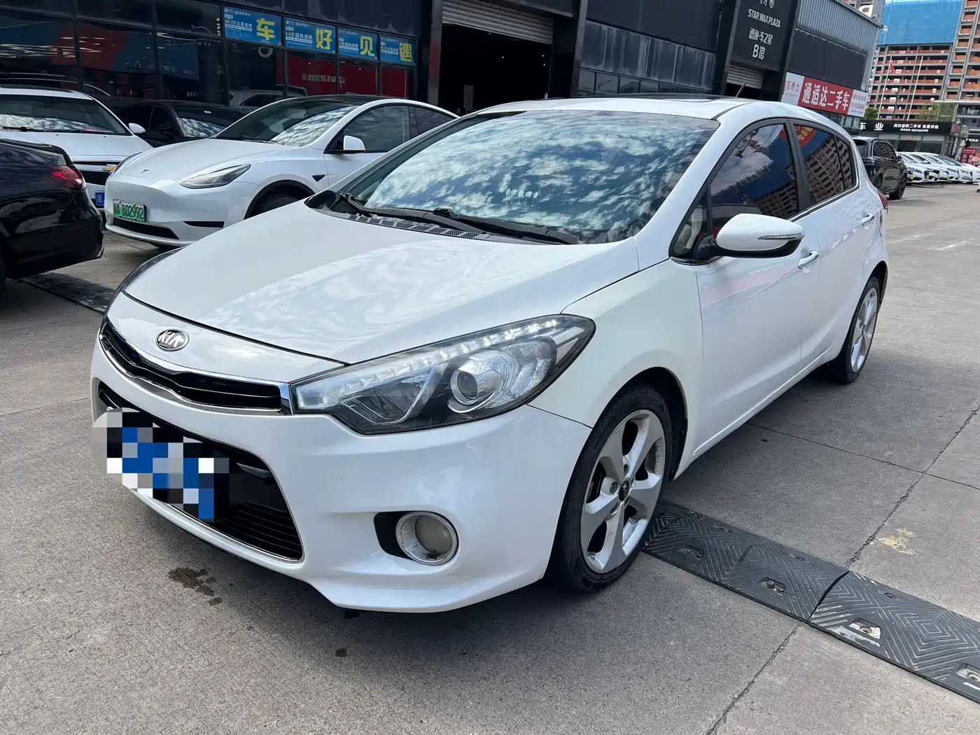 Kia K3S 2014 1.6L Automatic Premium