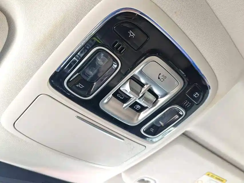 BAIC ORV Beijing Off-Road BJ60 2022 Model 2.0T 11th Edition 5-Seater фото 4