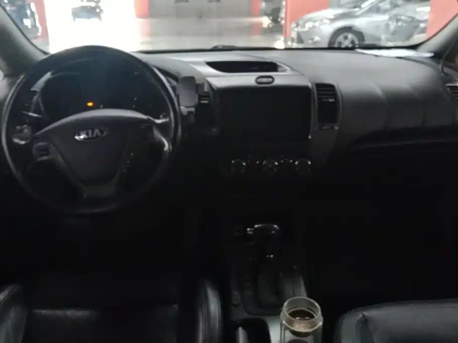 Photo 12 - Kia K3