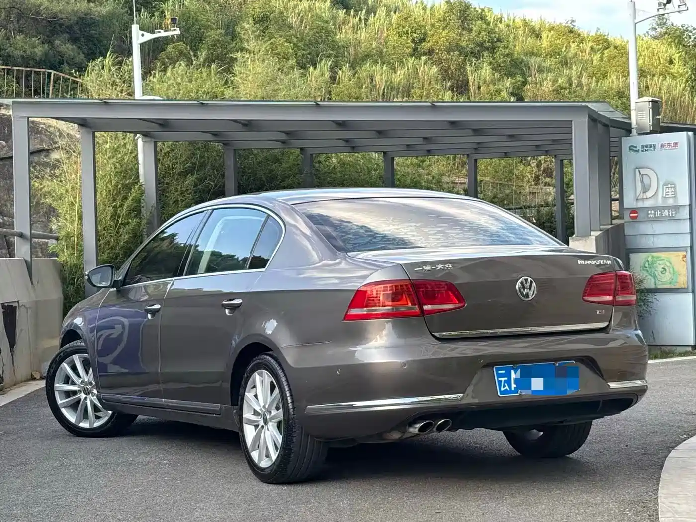 Volkswagen Magotan 2013 1.8TSI Premium фото 4