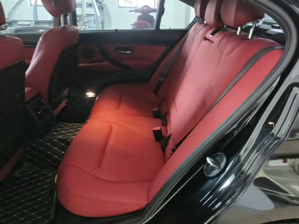 BMW 3 Series 2017 320Li M Sport фото 17