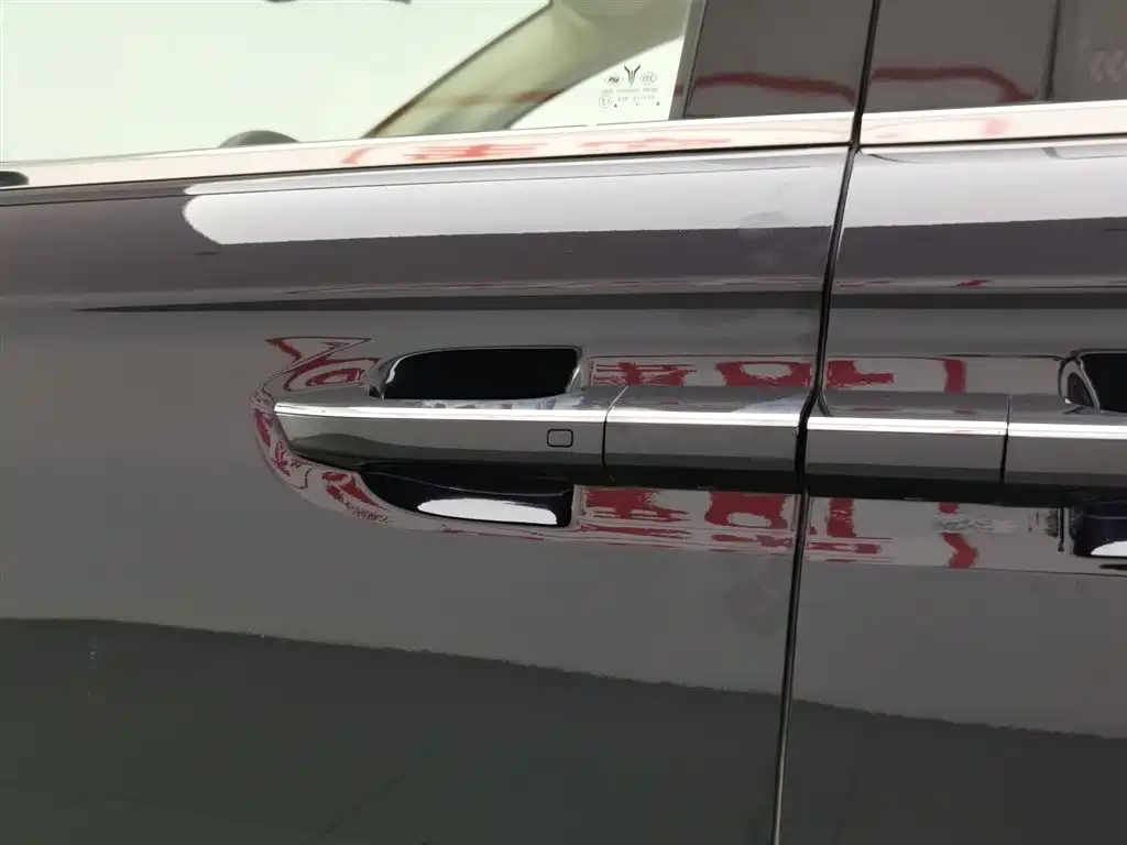 Voyah Auto Voyah Dreamer 2024 PHEV Extended Range Premium Edition фото 18