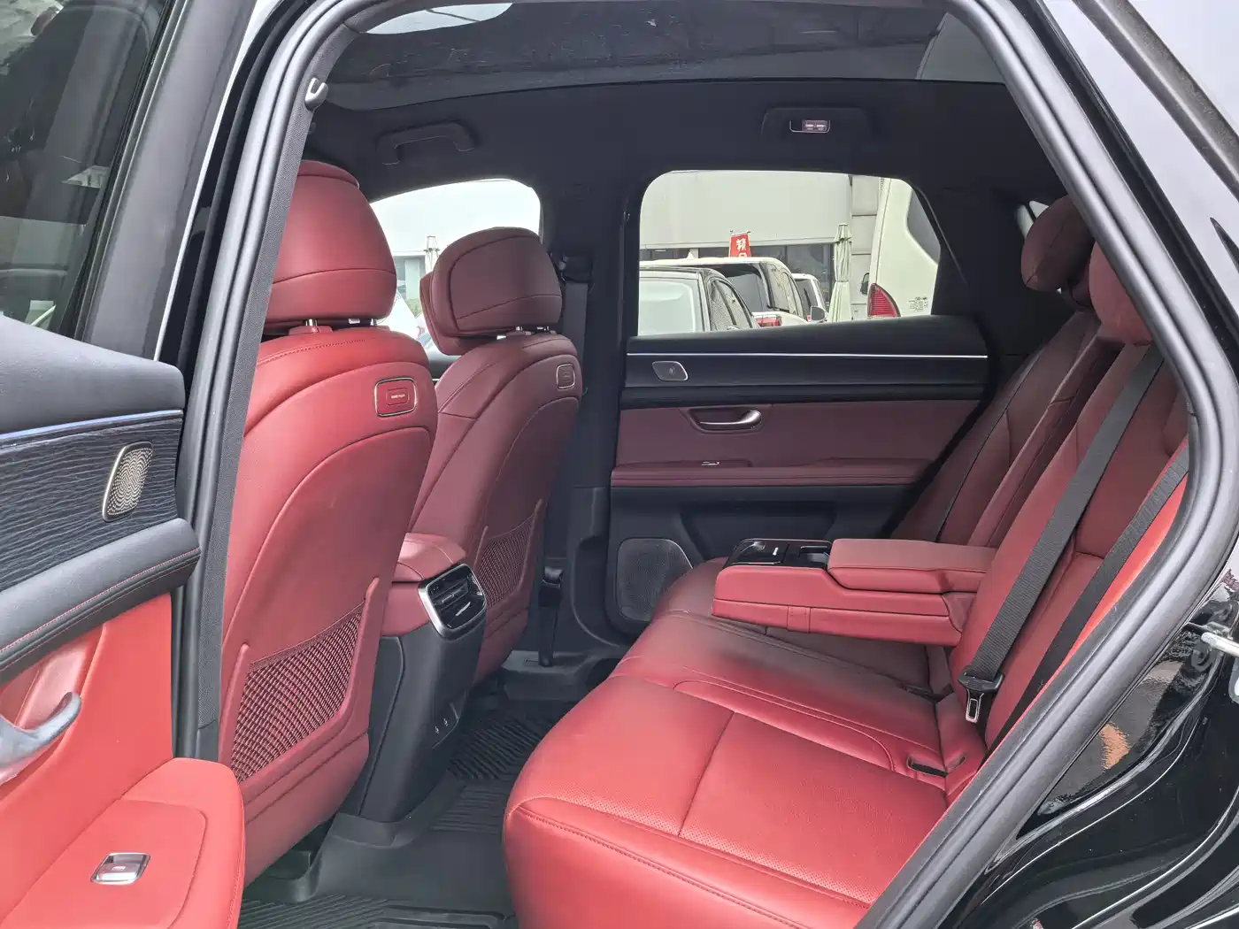 AITO Wenjie AITO M5 2024 Extended Range Max RS AWD Advanced Smart Driving Edition фото 22