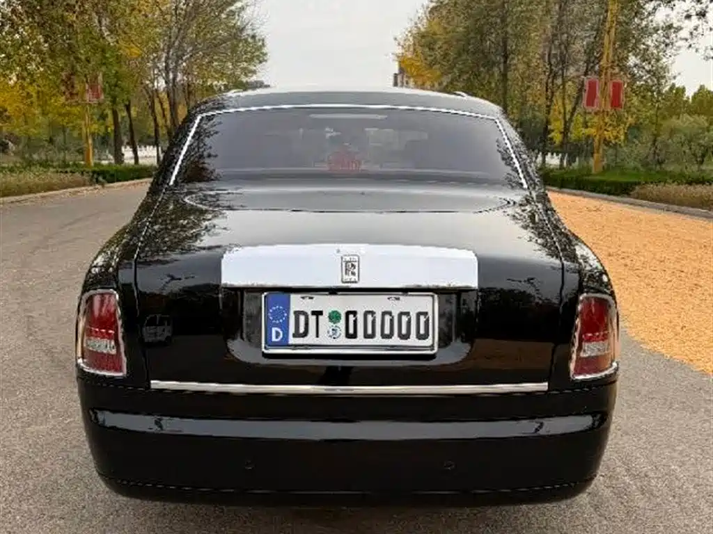 Фото 5 - Rolls-Royce Phantom