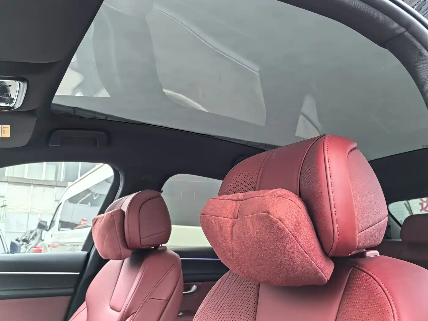 AITO Wenjie AITO M5 2024 Extended Range Max RS AWD Advanced Smart Driving Edition фото 21