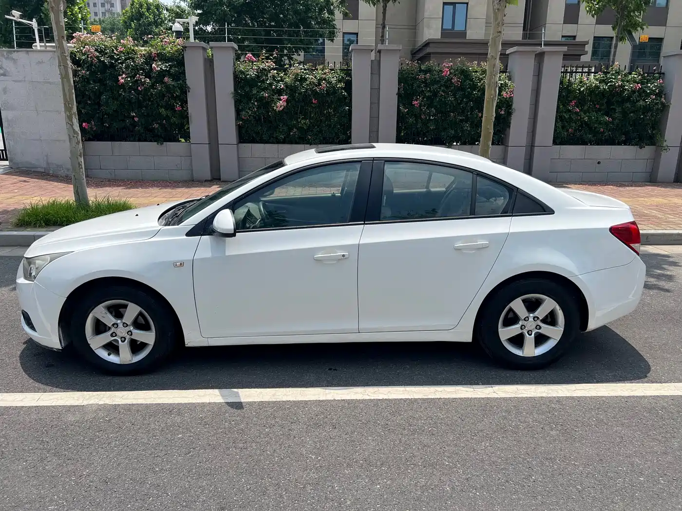 Chevrolet Cruze 2013 1.6L SE WTCC Edition MT фото 11
