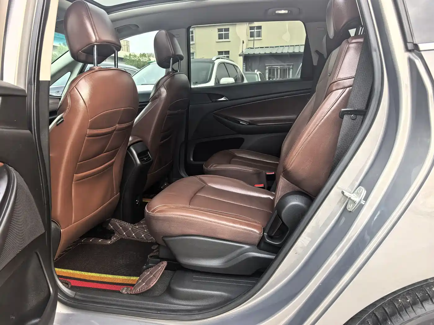 Фото 6 - Buick GL6