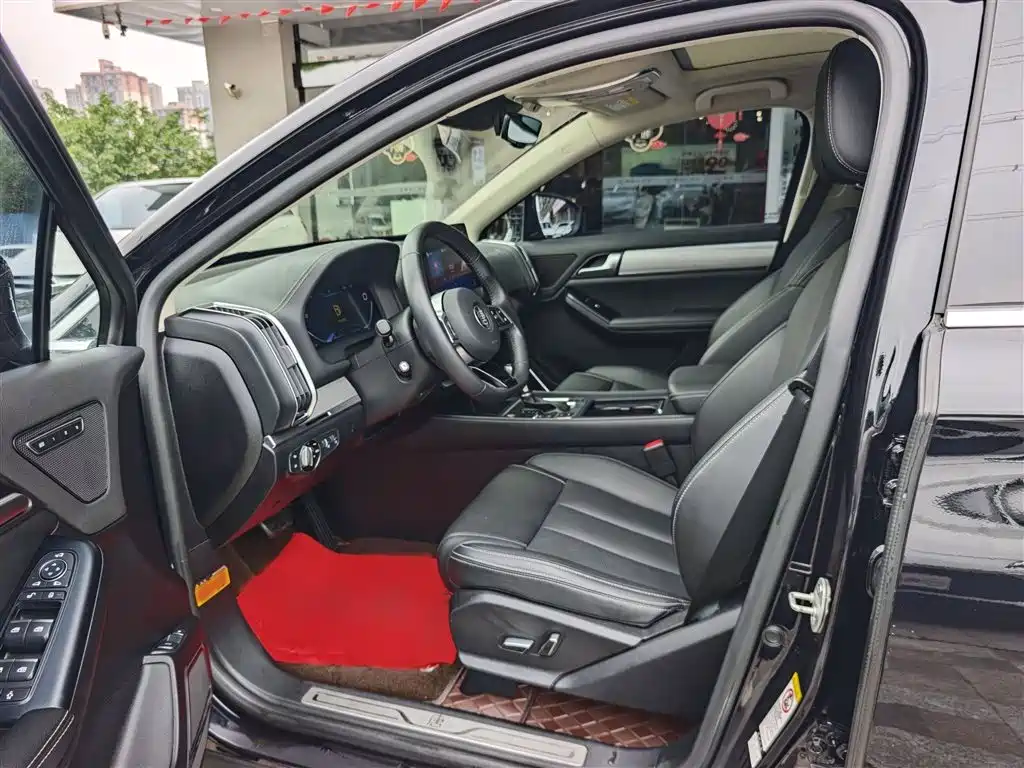 BYD Tang 2018 2.0T Automatic Smart Connection Honor Edition 7-Seater China V фото 14