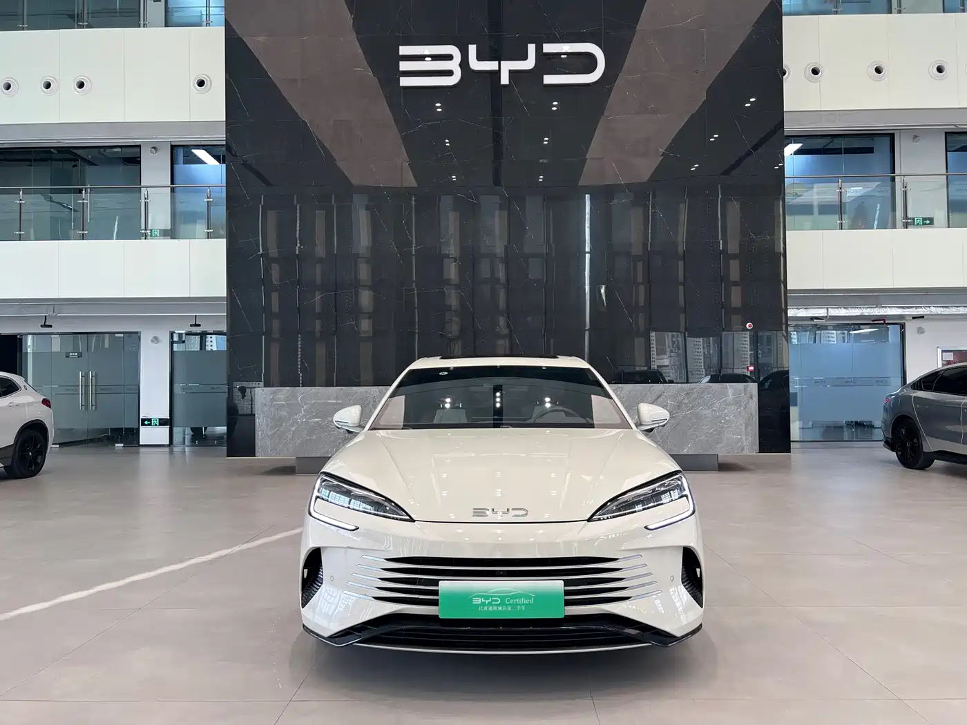 BYD Seal 07 DM-i 2025 Smart Drive Edition DM-i 1.5L 125km Premium фото 2