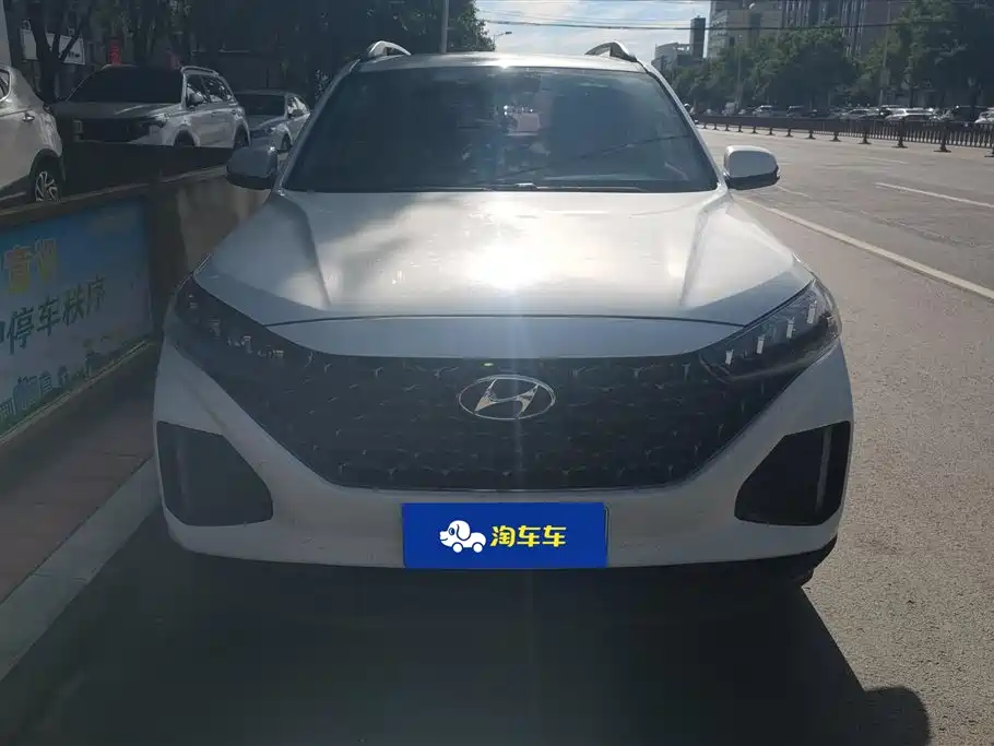 Hyundai Beijing Hyundai ix35 2021 240TGDi DCT 2WD GLS Leading Edition фото 2