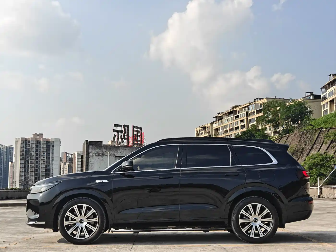AITO Wenjie AITO M7 2024 1.5T Smart Drive RWD Pro 5-seater фото 8