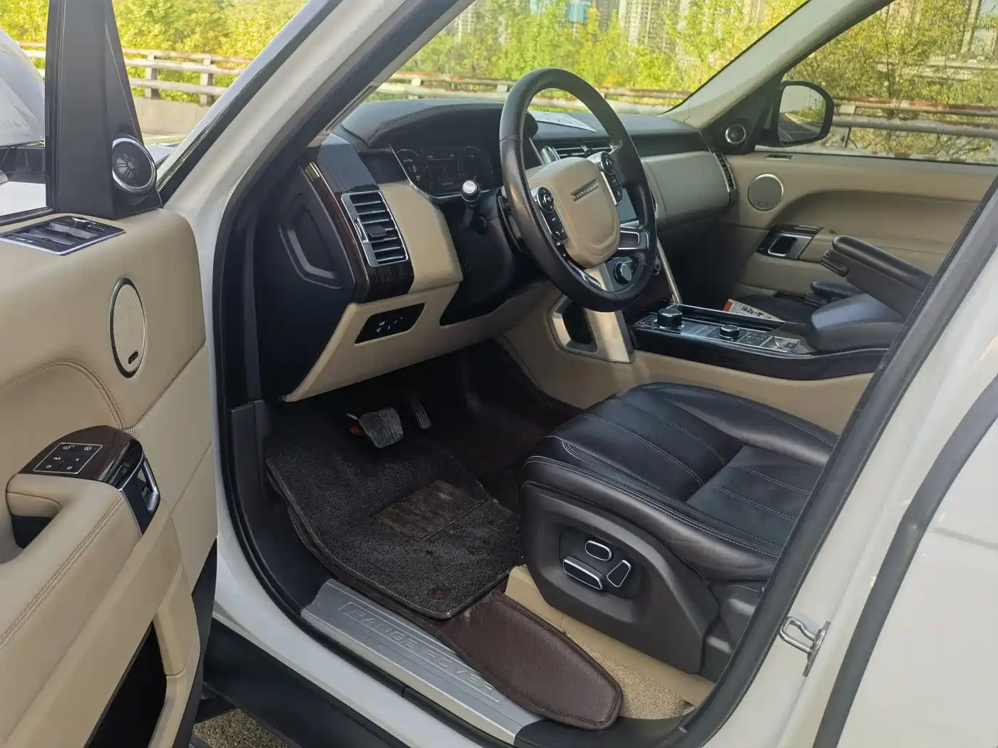 Land Rover Range Rover 2015 3.0 SC V6 Vogue фото 7