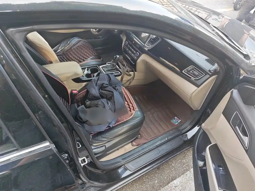 Hyundai Mistra 2014 1.8L Auto Comfort GL фото 19