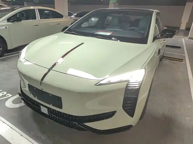 Hongqi EH7 2026
