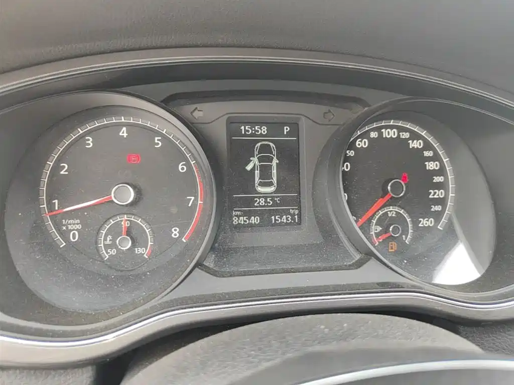 Volkswagen Passat 2017 330TSI DSG Prestige фото 12