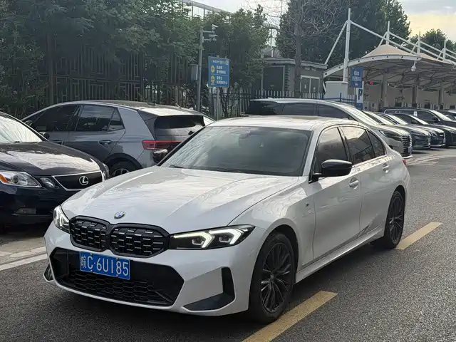 BMW 3 Series 2023