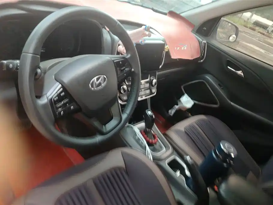Hyundai Beijing Hyundai ix35 2019 2.0L Automatic 2WD Zhiyong·Smooth Enjoy China VI фото 12