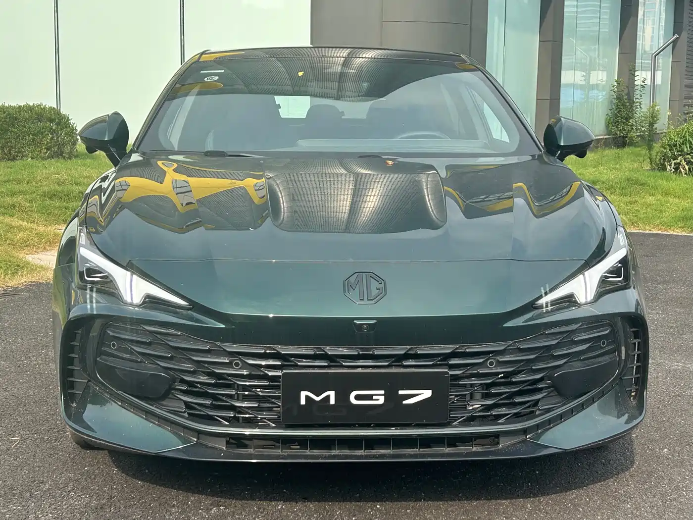 MG MG7 2026 2.0T Trophy+ Super Smart Drive Edition фото 2