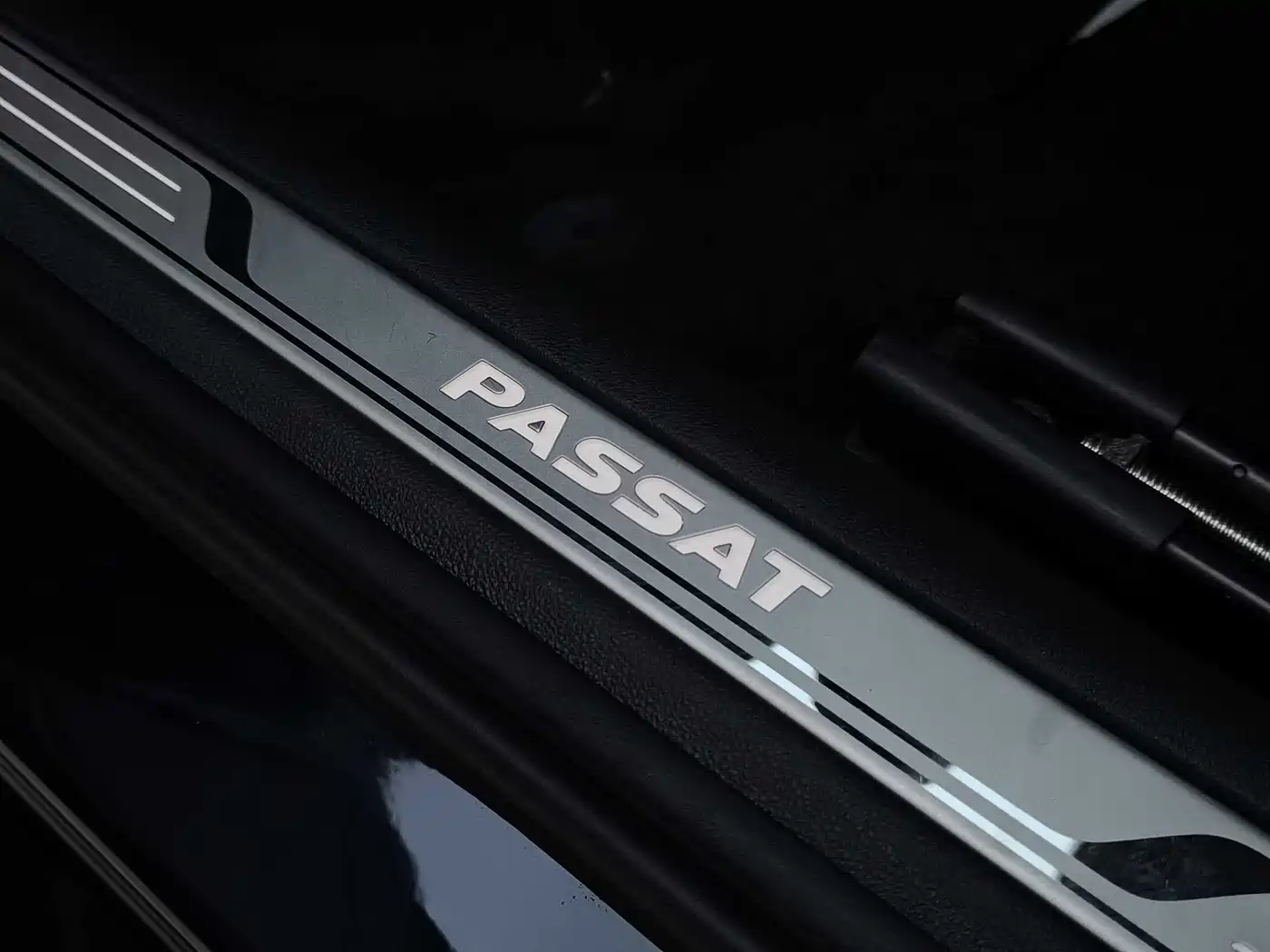 Volkswagen Passat 2019 330TSI Premium Edition China V фото 22