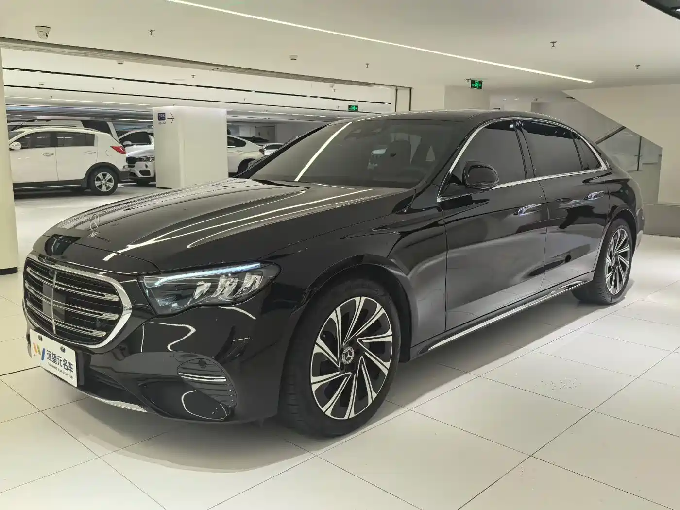 Mercedes-Benz E-Class 2024 Model E 300 L Luxury фото 2