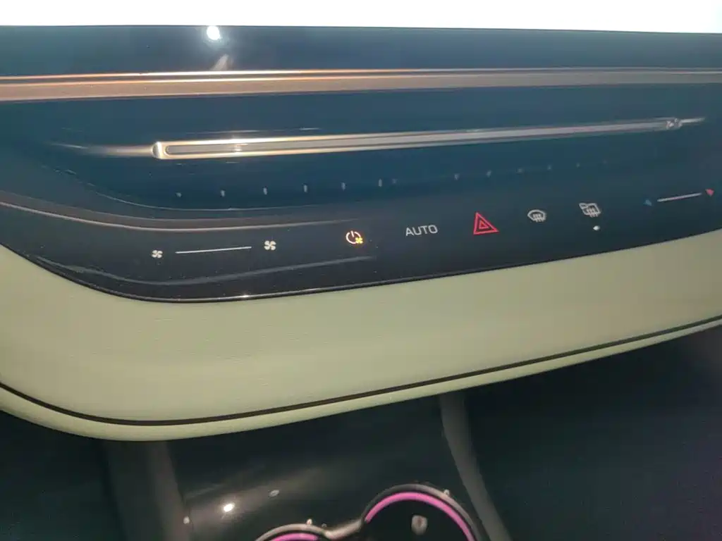 Hongqi EH7 2026 2025 600 Smart Selection Edition