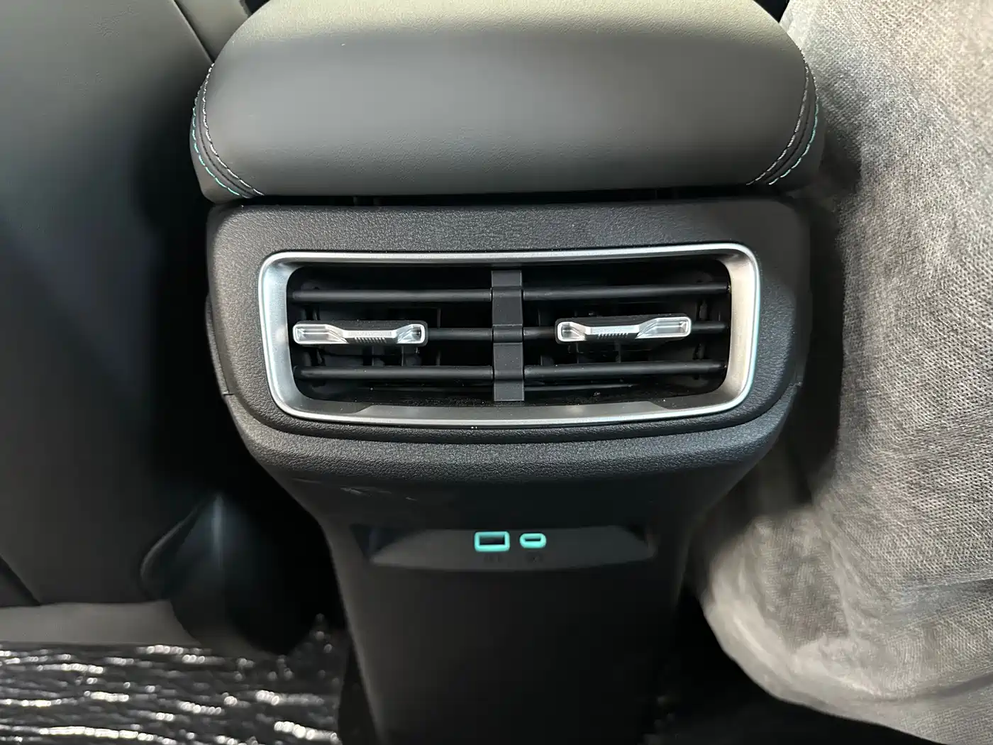 BYD Qin L 2026 DM-i 128KM Progressive фото 18