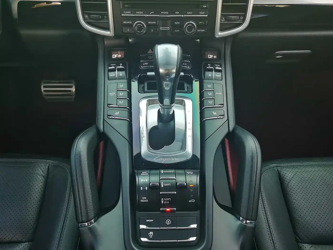 Porsche Cayenne 2015 Cayenne 3.0T фото 24
